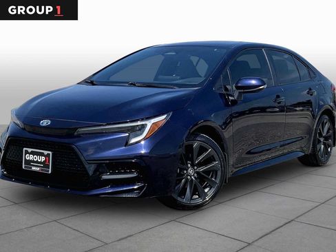 Used 2024 Toyota Corolla SE FWD image 1