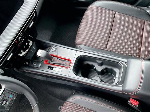 Used 2025 Nissan Kicks SR image 15