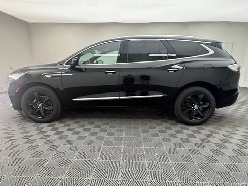 Used 2023 Buick Enclave Essence w/ Experience Buick Package FWD image 13