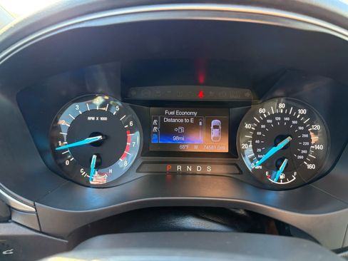 Used 2013 Ford Fusion SE image 19