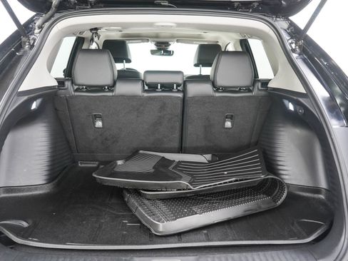 Used 2024 Honda HR-V EX-L image 9