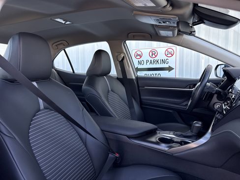 Used 2023 Toyota Camry SE image 34