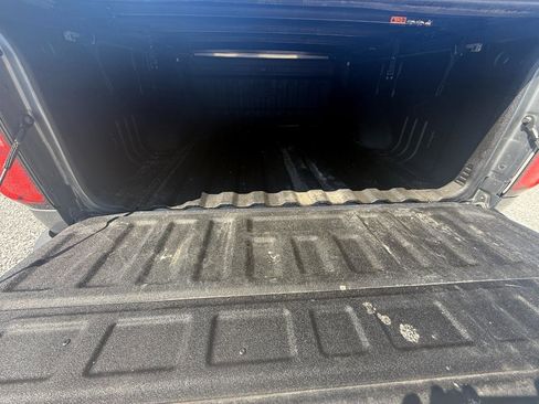 Used 2019 Chevrolet Colorado LT w/ LT Convenience Package image 9