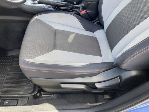 Used 2019 Subaru Crosstrek 2.0i Premium AWD/4WD image 15