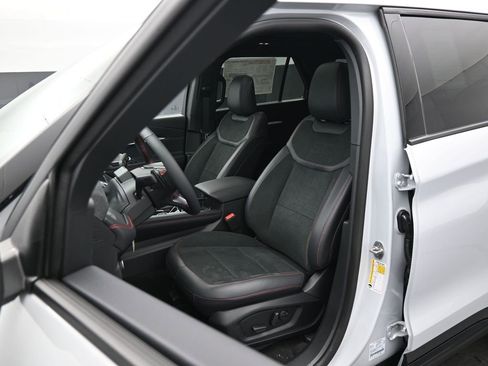 New 2026 Ford Explorer ST w/ Sun And Sound Package image 8