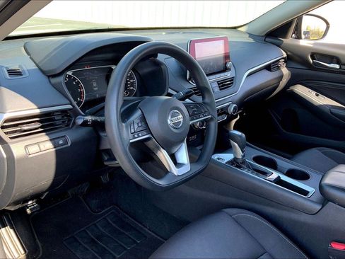 Used 2020 Nissan Altima 2.5 S image 12