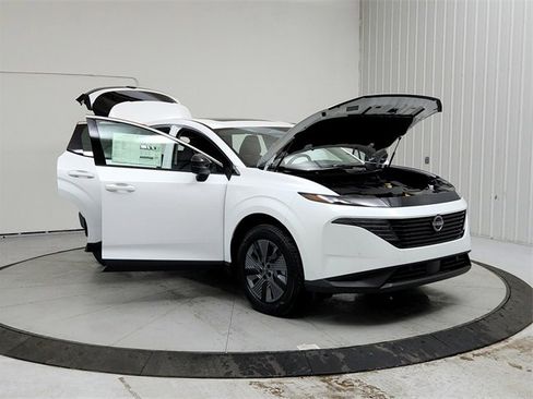 New 2025 Nissan Murano SL image 9