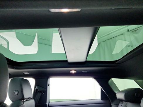 New 2025 Land Rover Range Rover Evoque S image 22