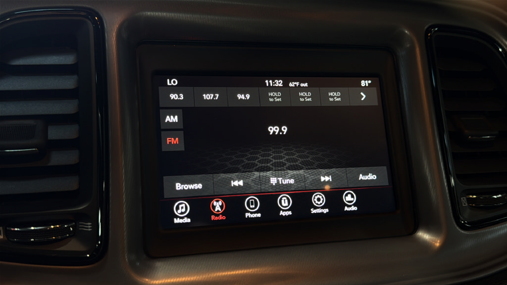 Used 2023 Dodge Challenger SXT RWD image 21