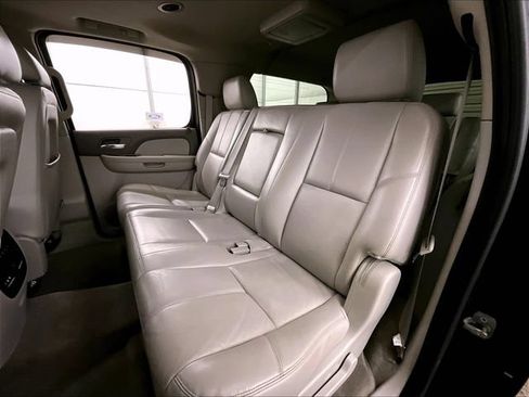 Used 2012 Chevrolet Suburban LT AWD/4WD image 26