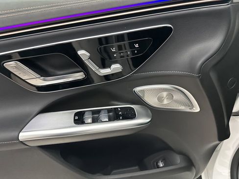 Used 2026 Mercedes-Benz EQE 320 4MATIC SUV image 11