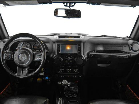 Used 2017 Jeep Wrangler Unlimited Rubicon image 11