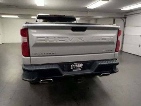 Used 2019 Chevrolet Silverado 1500 Custom Trail Boss w/ Custom Convenience Package AWD/4WD image 7