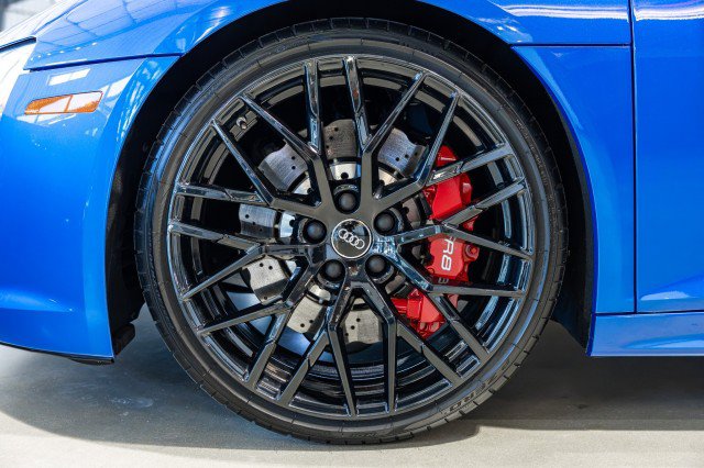 Used 2018 Audi R8 V10 AWD/4WD image 32