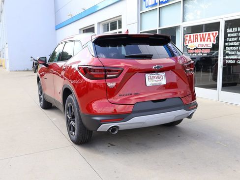 New 2026 Chevrolet Blazer LT w/ Convenience Package AWD/4WD image 8