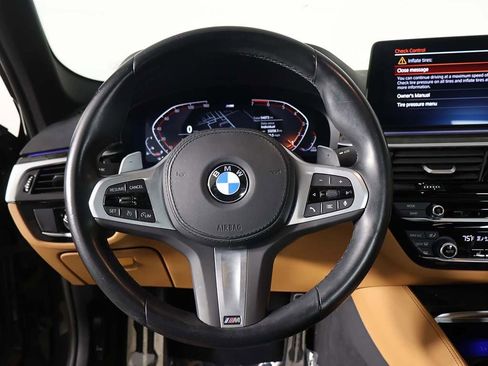 Used 2023 BMW 530i xDrive w/ M Sport Package image 38