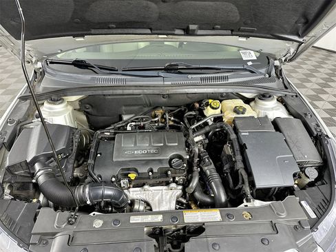 Used 2011 Chevrolet Cruze LTZ image 26