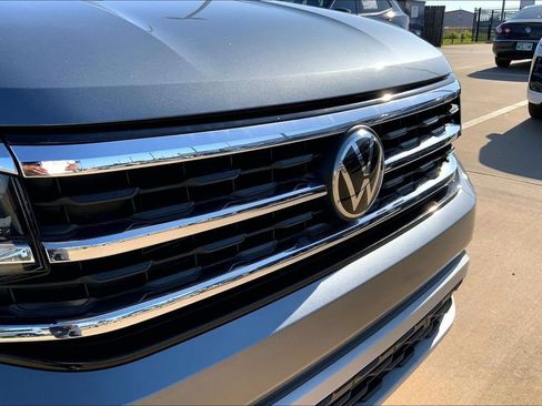 Used 2022 Volkswagen Atlas SE FWD image 28