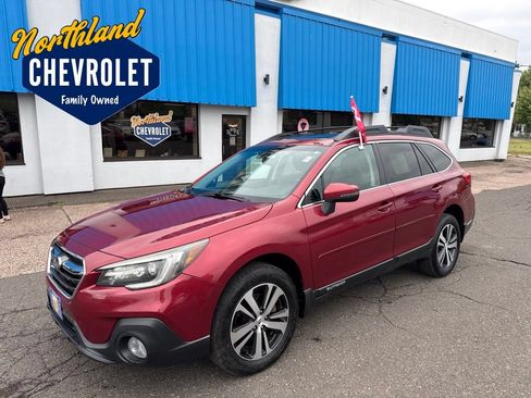 Used 2018 Subaru Outback 2.5i Limited AWD/4WD image 1