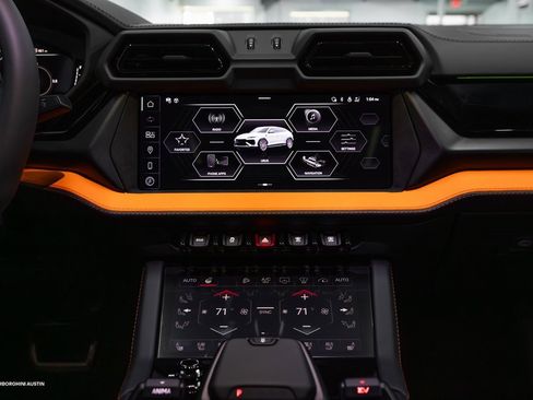 New 2025 Lamborghini Urus SE image 31