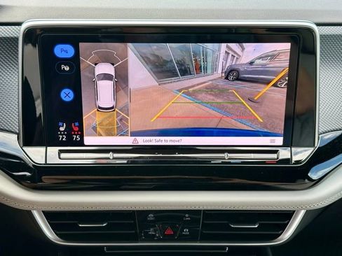 Certified 2024 Volkswagen Atlas Cross Sport SEL Premium R-Line image 28