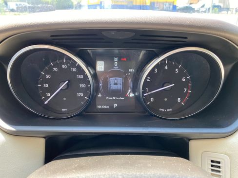 Used 2017 Land Rover Range Rover Sport HSE AWD/4WD image 17