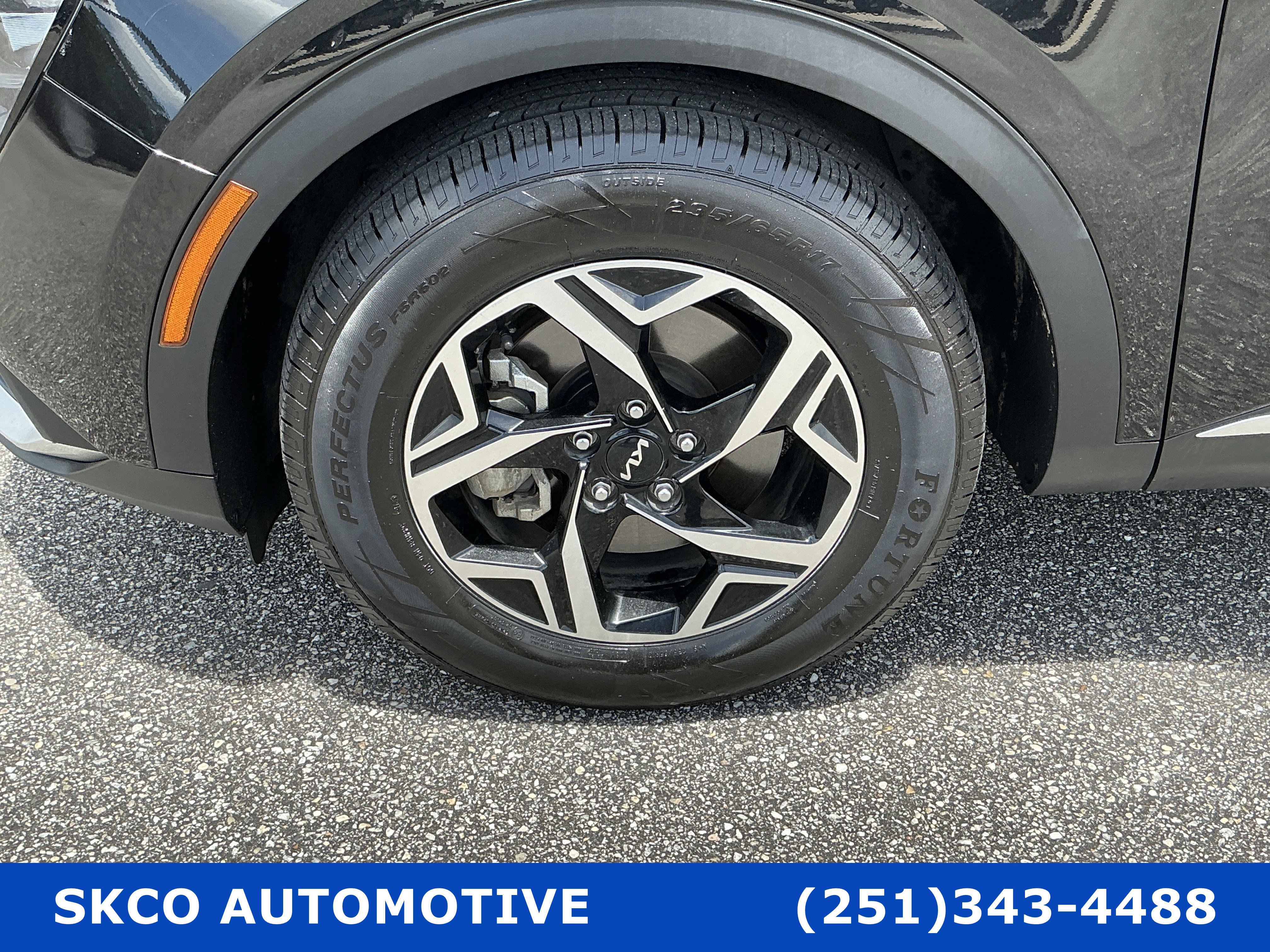 Used 2023 Kia Sportage LX FWD image 9