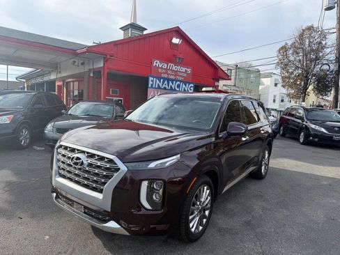 Used 2020 Hyundai Palisade Limited image 1