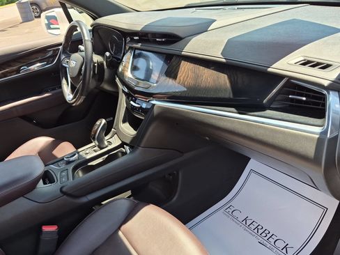 Certified 2020 Cadillac XT6 Premium Luxury FWD image 26