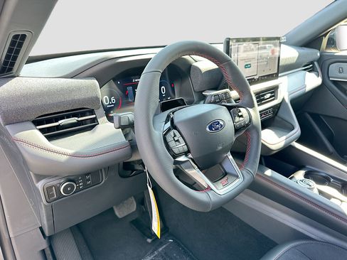 New 2026 Ford Explorer ST RWD image 6