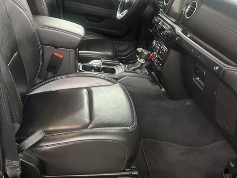 Used 2022 Jeep Wrangler Unlimited Rubicon 4xe w/ Steel Bumper Group image 40