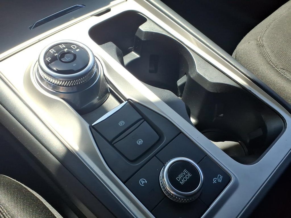 Certified 2023 Ford Explorer XLT AWD/4WD image 24