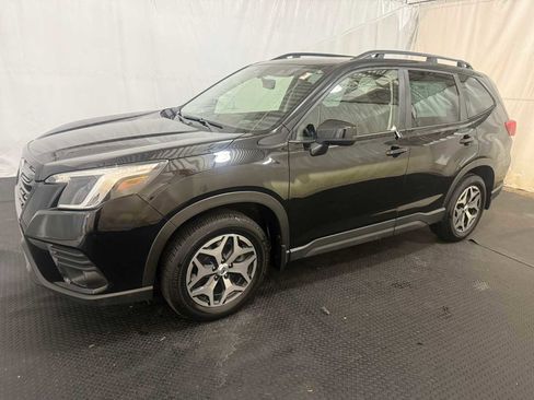 Certified 2023 Subaru Forester Premium image 2
