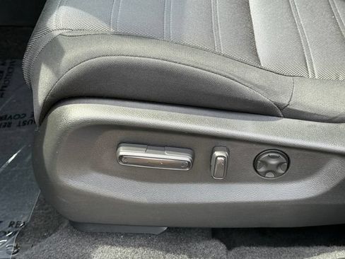 Used 2021 Honda CR-V EX image 4