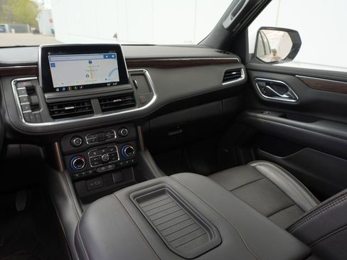 Used 2021 Chevrolet Tahoe High Country AWD/4WD image 21