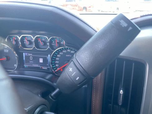 Used 2018 Chevrolet Silverado 1500 High Country AWD/4WD image 19