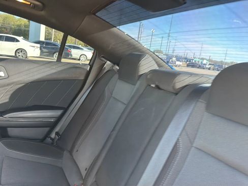 Used 2019 Dodge Charger SXT w/ Blacktop Package image 41