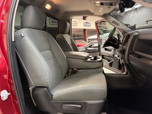 Used 2015 RAM 3500 Tradesman w/ Chrome Appearance Group RWD image 33