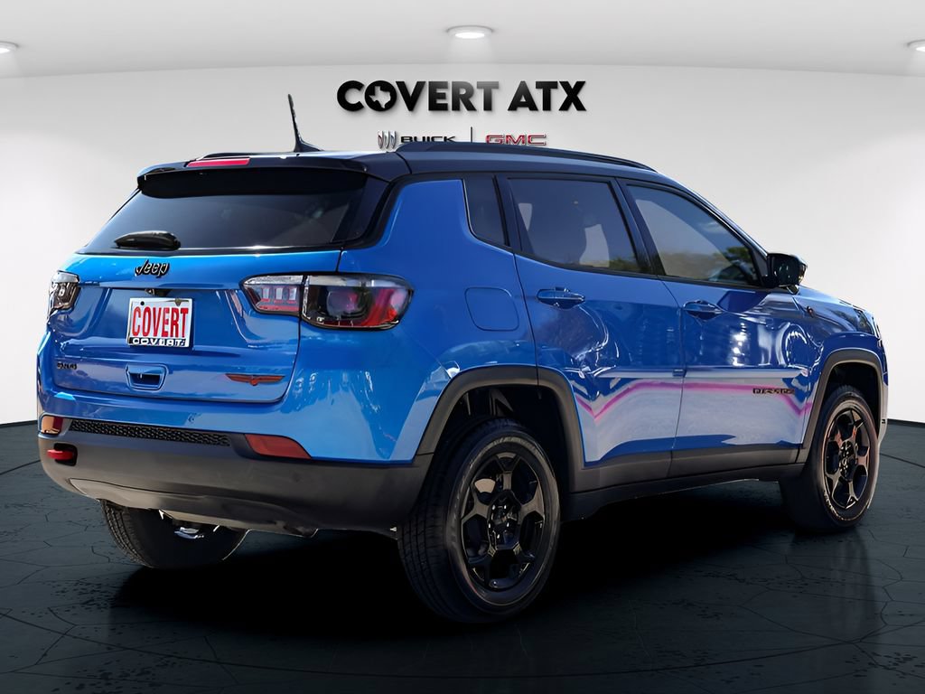 Used 2023 Jeep Compass Trailhawk w/ Trailhawk Convenience Group AWD/4WD image 7