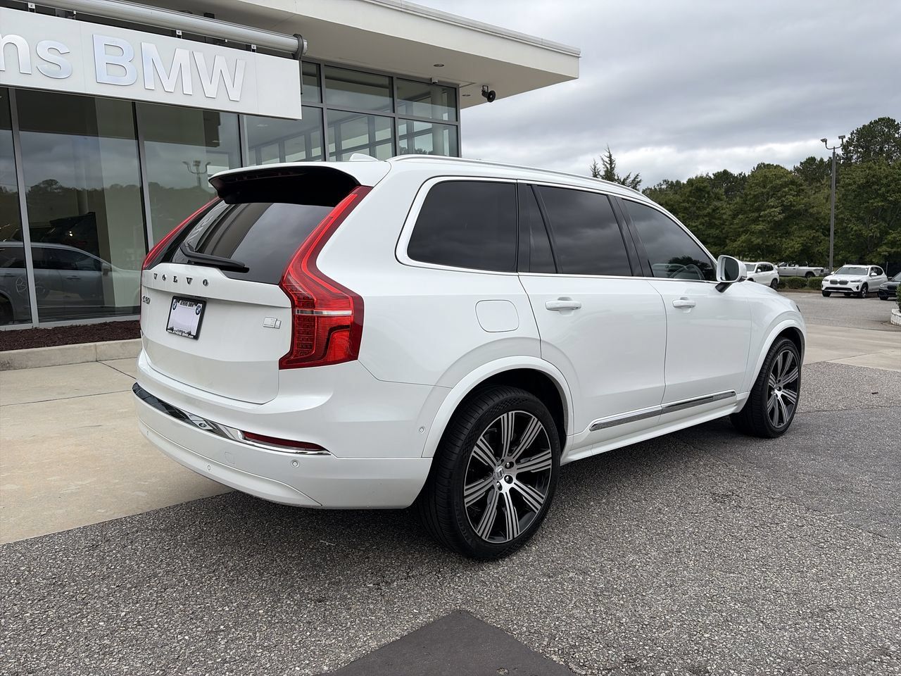 Used 2023 Volvo XC90 T8 Ultimate AWD/4WD image 8