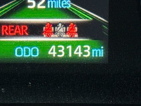 Used 2021 Toyota RAV4 XLE Premium image 20