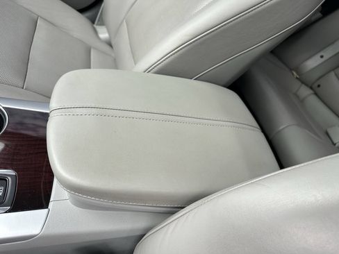 Used 2017 Acura TLX w/ Technology Package FWD image 35
