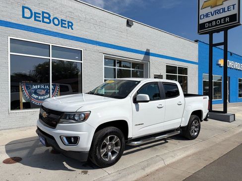 Used 2018 Chevrolet Colorado Z71 AWD/4WD image 1