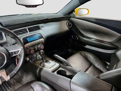 Used 2010 Chevrolet Camaro SS w/ RS Package RWD image 22