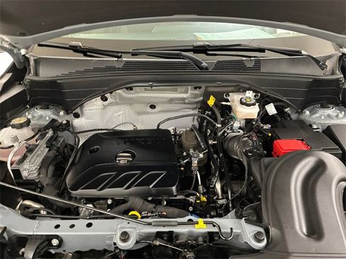 Used 2025 Chevrolet TrailBlazer LS w/ LS Convenience Package image 11