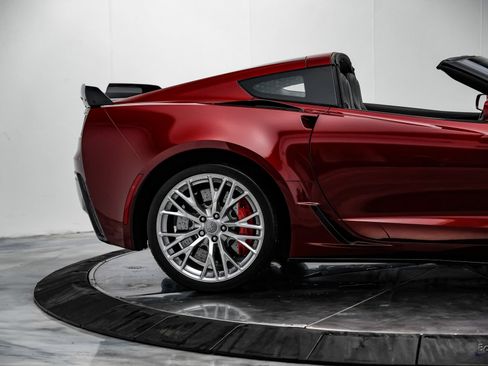 Used 2018 Chevrolet Corvette Z06 RWD image 23