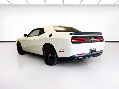 Used 2019 Dodge Challenger R/T w/ Blacktop Package RWD image 6