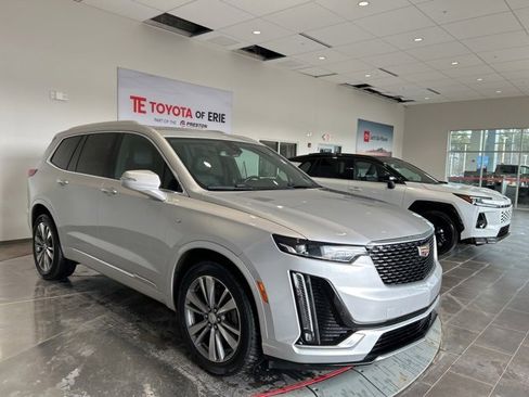 Used 2020 Cadillac XT6 Premium Luxury image 1
