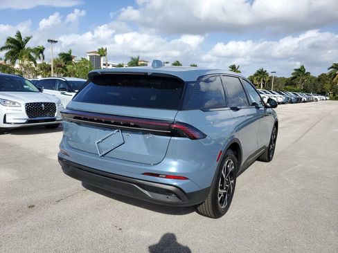 New 2026 Lincoln Nautilus Premier w/ Equipment Group 102A AWD/4WD image 4