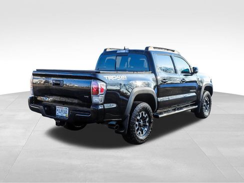 Used 2023 Toyota Tacoma TRD Off-Road w/ TRD Premium Off Road Package image 5